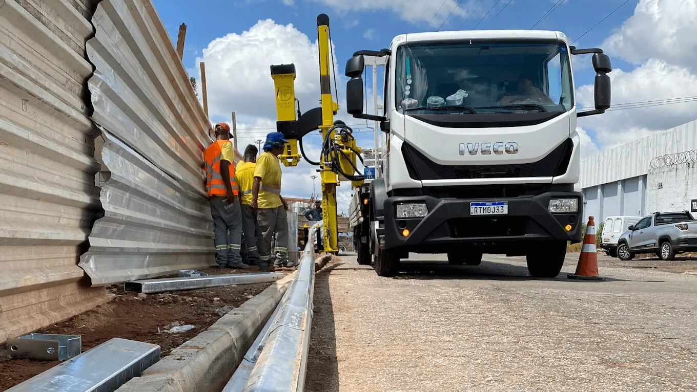 Defensas Metálicas em Arcos - MG